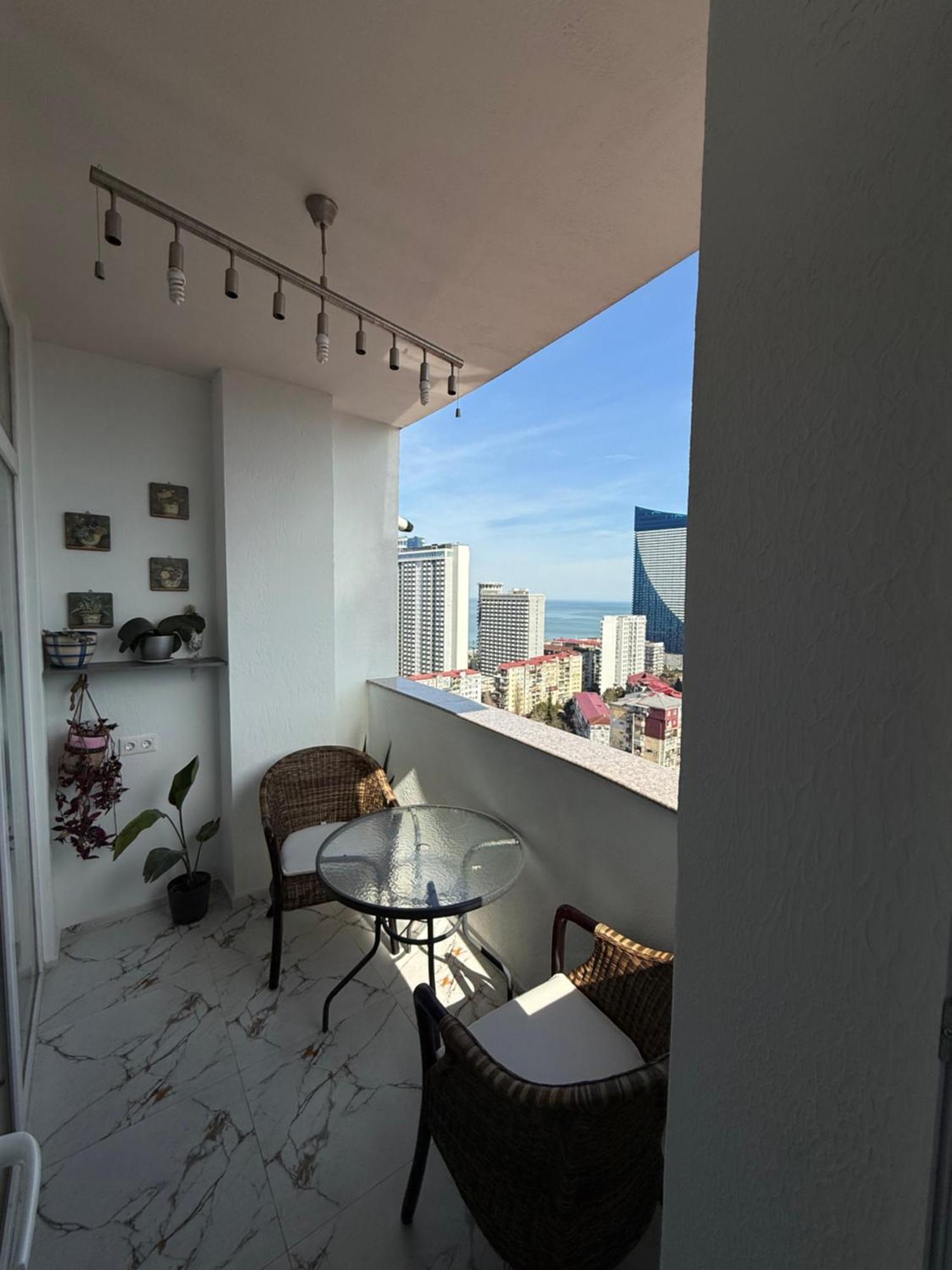 Tamuna'S Cozy Apartment Batumi Eksteriør billede